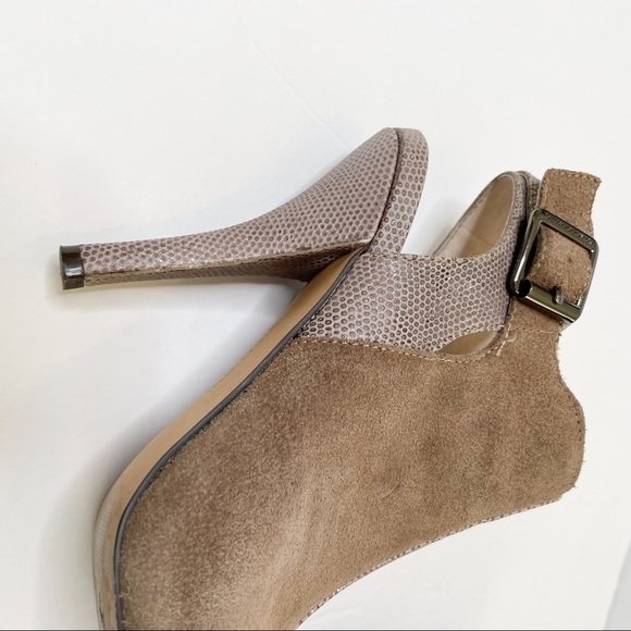 Vince Camuto heeled peep toe shoes sz 6 - Picture 7 of 12